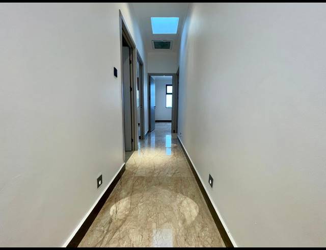 3 BEDROOM FREEHOLD FOR SALE IN SANDOWN